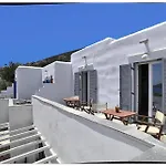 Theasis Sifnos