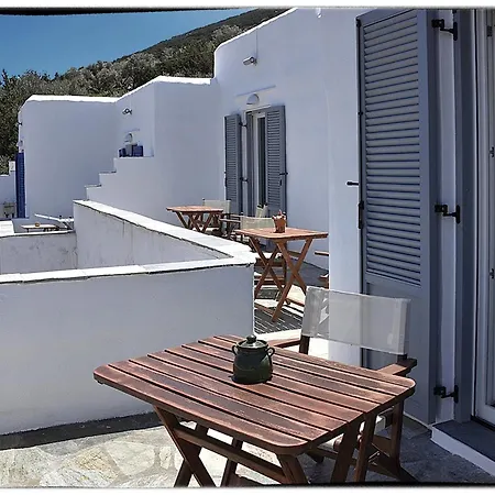 Theasis Sifnos Konukevi Platis Gialos (Sifnos)