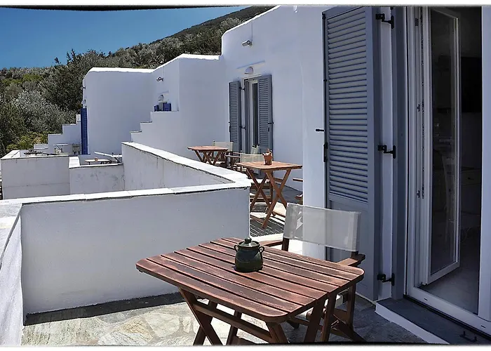 Theasis Sifnos Konukevi Platis Gialos (Sifnos)