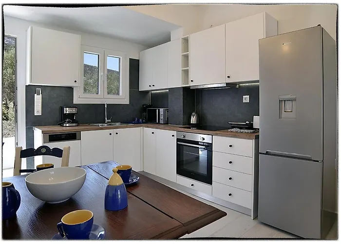 Theasis Sifnos Konukevi