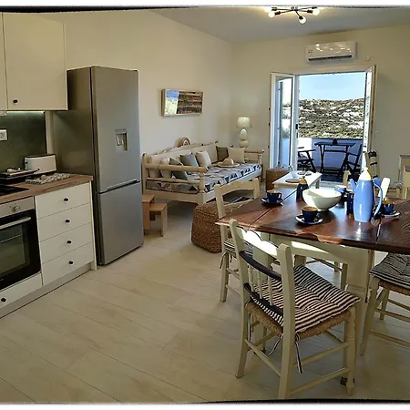 Πανσιόν Theasis Sifnos 4*