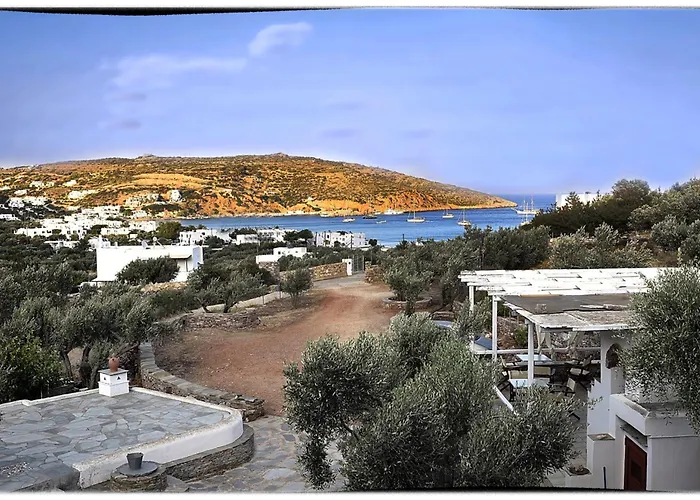 Theasis Sifnos Platis Gialos (Sifnos)